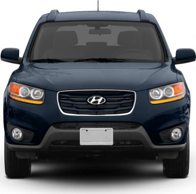 Front grille and dual headlights of a mid-size SUV