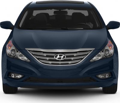 Front view with chrome grille and projector headlights
