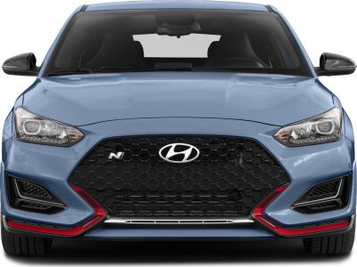 Front grille and LED headlights with sporty red accents