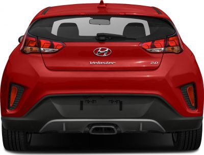 Rear view hatchback with 2.0 badge and Hyundai emblem