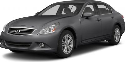 Sedan front-side view with alloy wheels and chrome grille