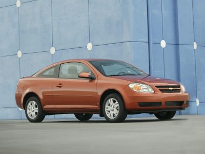 2005 Chevrolet Cobalt Coupe 3/4 front-right view