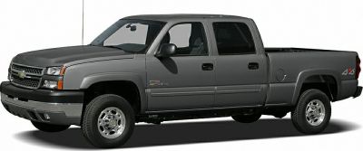Heavy-duty pickup truck with crew cab and 4x4 drivetrain