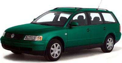 Front-side view of station wagon with distinctive body lines and alloy wheels