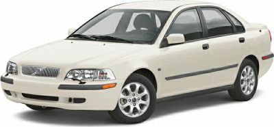 Front-side view of a sedan with alloy wheels and clean exterior