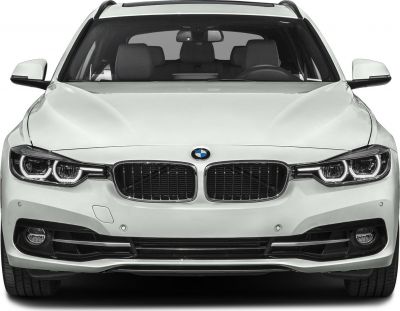 Front view showing kidney grille and headlights design
