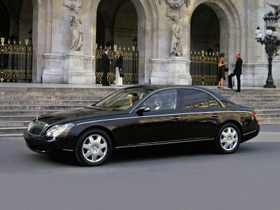 2005 Maybach 57 S (W240) 3/4 front-left view