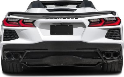 Distinctive rear view with quad exhausts and angular LED taillights