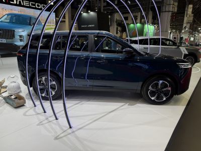Side profile of modern SUV with distinctive alloy wheels