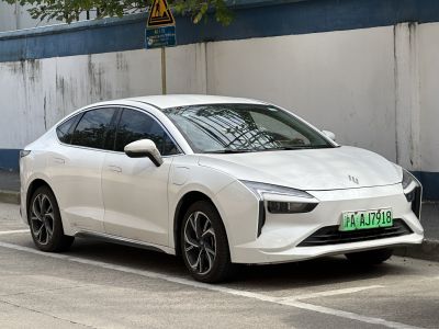 2025 JMEV Elight 3/4 front-right view
