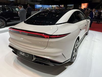 Rear design with full-width LED tail light strip and aerodynamic spoiler