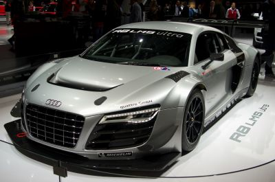 Aerodynamic front design and aggressive racing styling