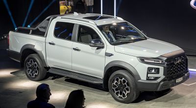 Double cab pickup with LED headlights and rugged alloy wheels
