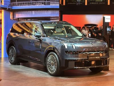 Modern SUV with vertical LED headlights and intricate alloy wheels