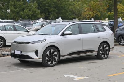 2025 DongFeng e pi 008 3/4 front-left view