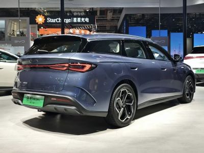Sleek station wagon rear with integrated LED light bar and modern alloy wheels