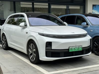 Sleek LED headlights and modern aerodynamic front design