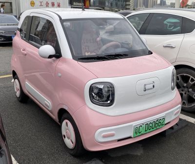 2024 Bestune Pony 3/4 front-right view