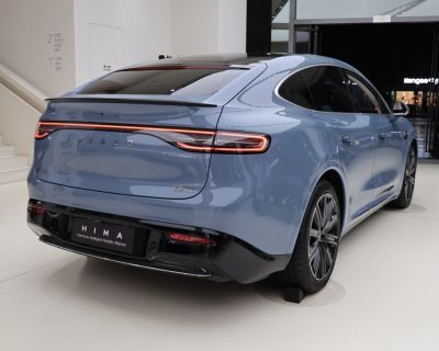 Rear sleek LED light strip and aerodynamic SUV profile