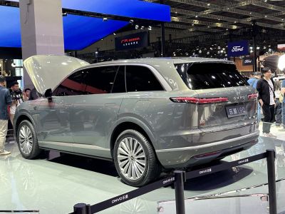 Modern SUV rear with distinctive LED tail lights and large alloy wheels