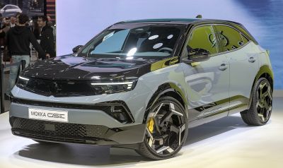 Front and side view of a modern compact SUV with LED headlights and alloy wheels