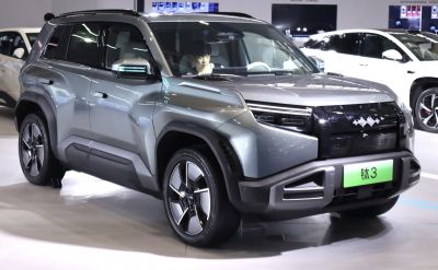 Front and side profile of modern SUV with bold, angular design and alloy wheels