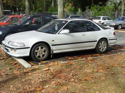 1990 Acura Integra II Hatchback 3/4 front-left view