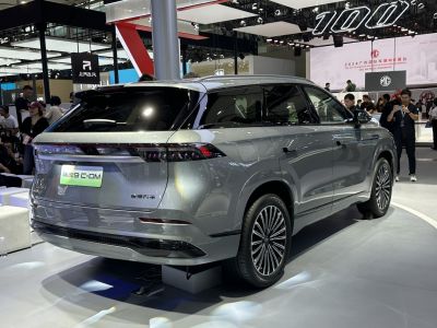 Rear and side view of a modern SUV with sleek taillights and stylish alloy wheels