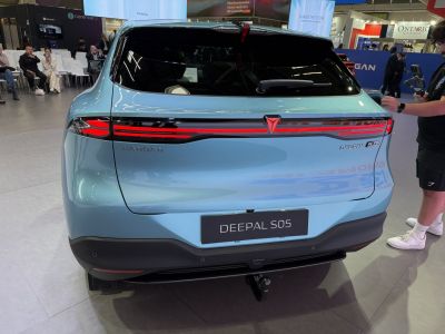 Rear view with full-width LED tail lights and smooth tailgate design
