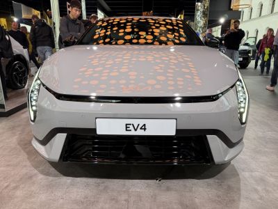 Front view with vertical LED daytime running lights and aerodynamic hood design