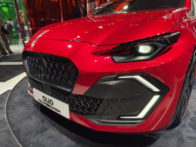 Front grille with diamond pattern and unique LED headlight