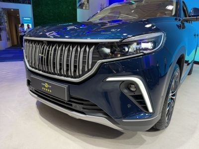 Vertical grille and LED headlights close-up