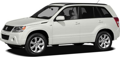 Compact SUV with 3 doors and alloy wheels in side profile