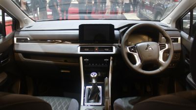 Modern dashboard with touchscreen and manual gear shift