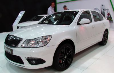 2009 Skoda Octavia II (facelift 2009) 3/4 front-left view