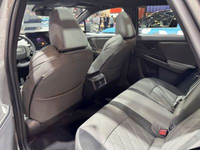 Leather rear seats and spacious interior with dual-zone air vents