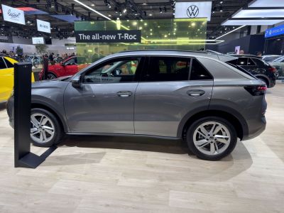 Side profile of a modern compact SUV with alloy wheels