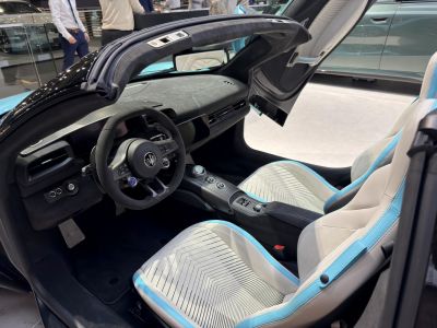 Luxury modern two-tone sport seats and advanced dashboard cockpit