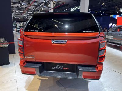 Rear tailgate and vertical LED tail lights of pickup with Maxliner canopy