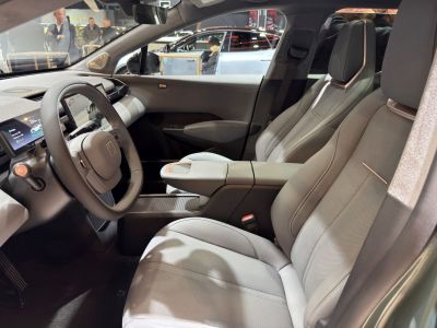 Modern digital dashboard and premium ergonomic leather seats
