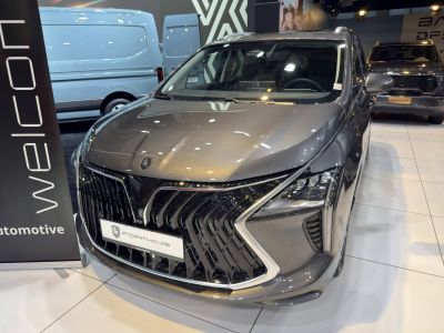Prominent black grille and sharp LED headlights on front fascia