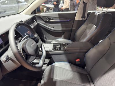 Modern steering wheel and premium seats with contrast stitching