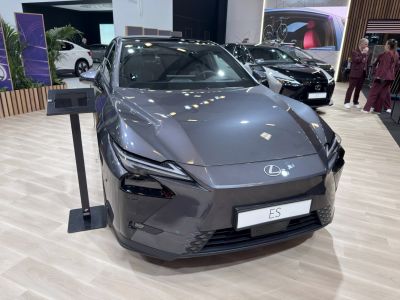 Sleek front end with sharp LED headlights and modern luxury design