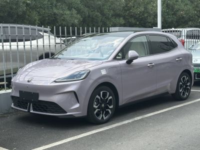 Electric hatchback with aerodynamic shape and distinctive LED headlights