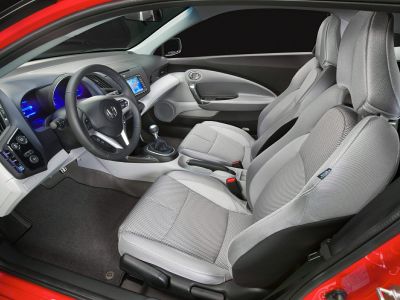 Manual transmission, sport seats, digital dashboard interior