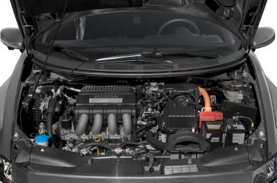 Engine bay with Honda IMA hybrid system, 2016 facelift model