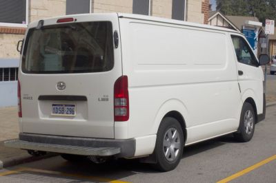 2010 Toyota HiAce V (H200, facelift 2010) Van Long 4 Door Preview