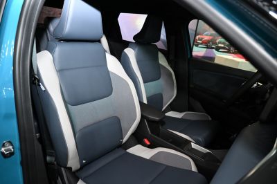 Ergonomic front seats with premium materials and detailed stitching
