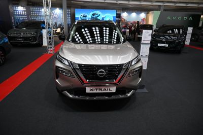 Front view of SUV with distinctive grille and sleek headlights
