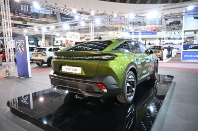 Rear view of a crossover with LED taillights and sporty black accents.